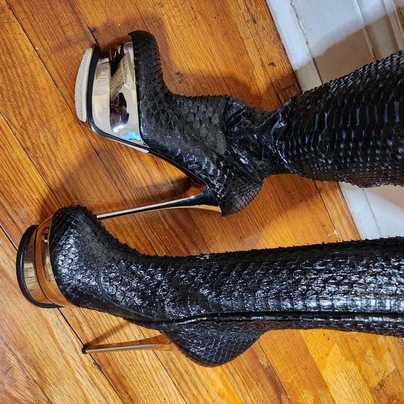 Massimo Dogana Pyton Snake skin boots - Picture 7 of 12